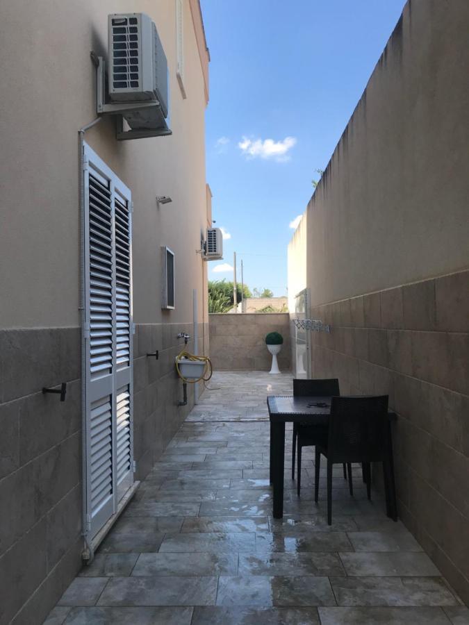 Monolocali White Angel Apartments Porto Cesareo Kültér fotó