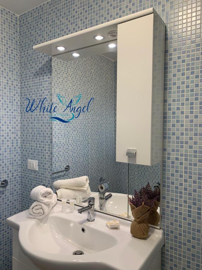 Monolocali White Angel Apartments Porto Cesareo Kültér fotó